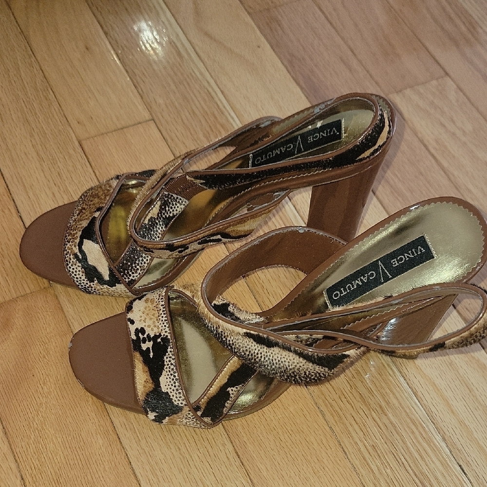 Vince Camuto Brown and Tan Heels Elegant Design